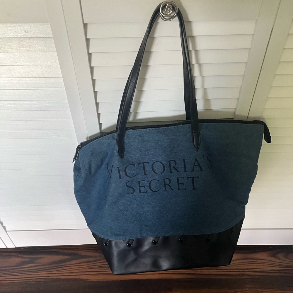 Victoria Secret tote bag